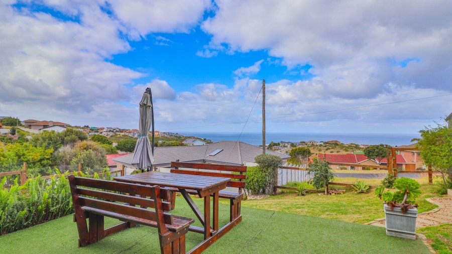 4 Bedroom Property for Sale in Dana Bay Western Cape